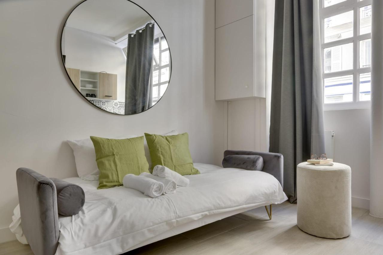 Appartement Bright Charming Modern Studio By Dreamy Canal St Martin 10Eme Metro Goncourt à Paris Extérieur photo